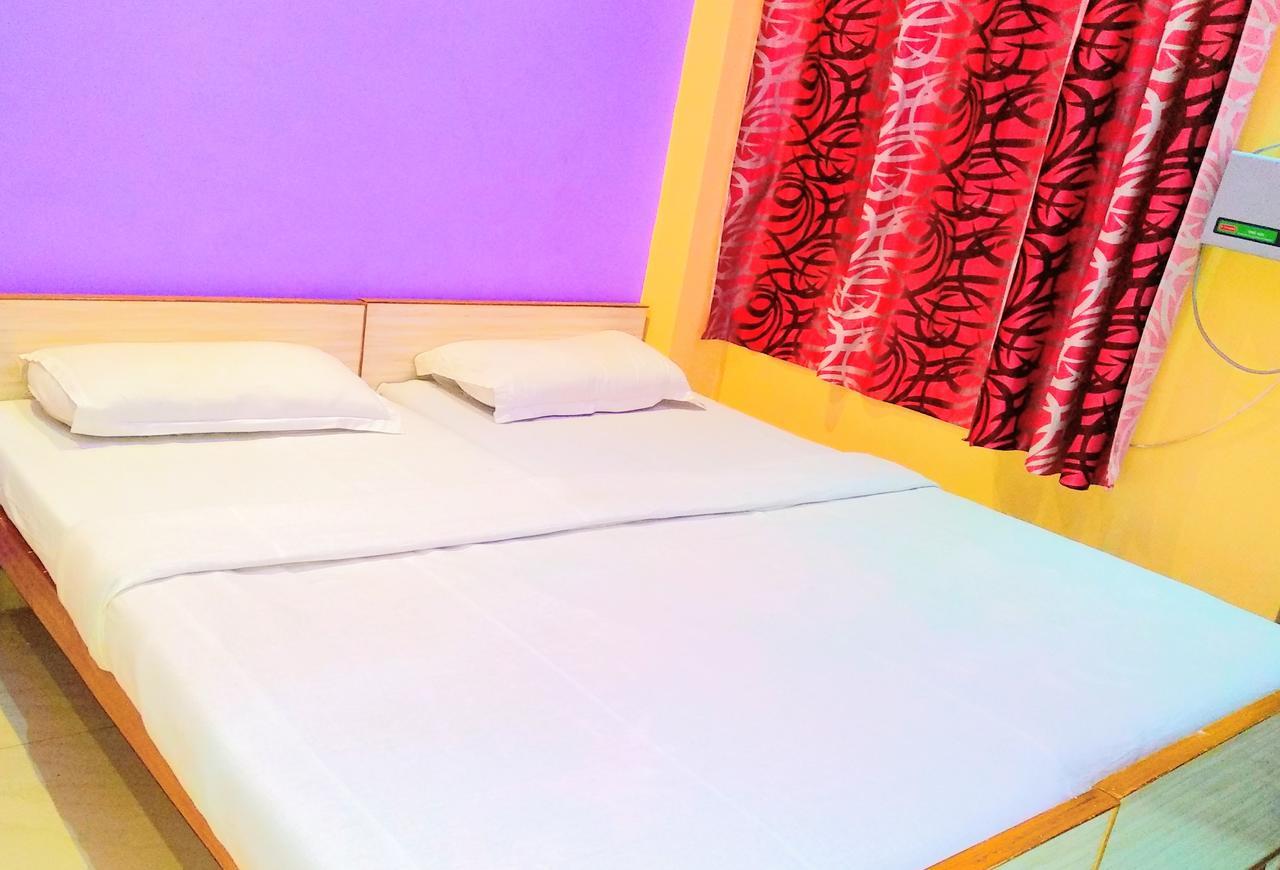 فاراناسي Shree Sai Paying Guest House المظهر الخارجي الصورة